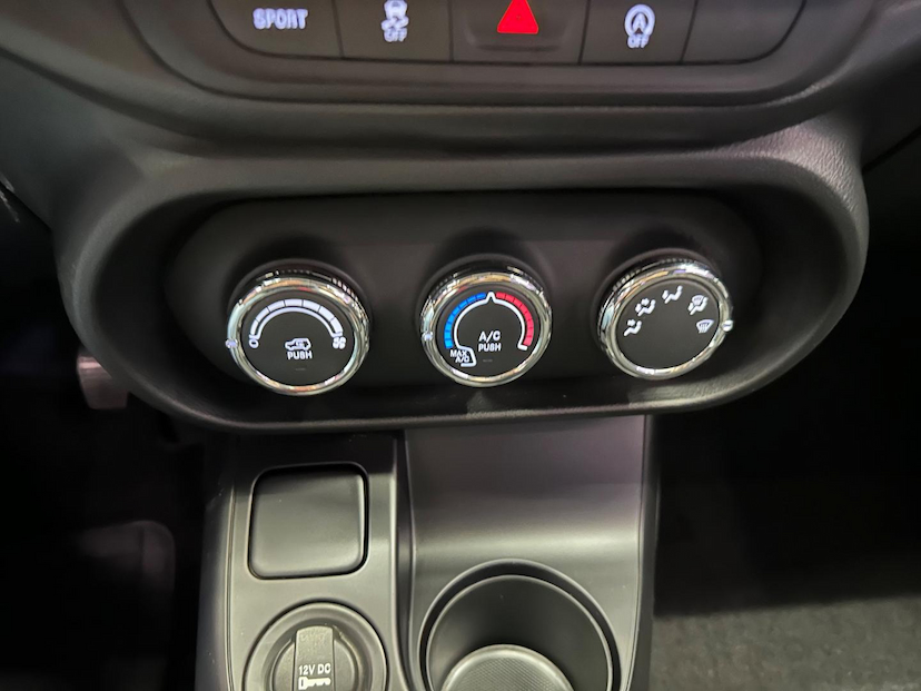 Foto do veículo FIAT TORO  ENDURANCE MT5 2020 8.924 KM 92.900,00
