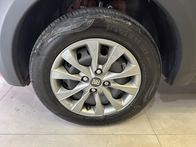 Foto do veículo FIAT MOBI  TREKKING 1.0 MT 2023 16.180 KM 62.900,00