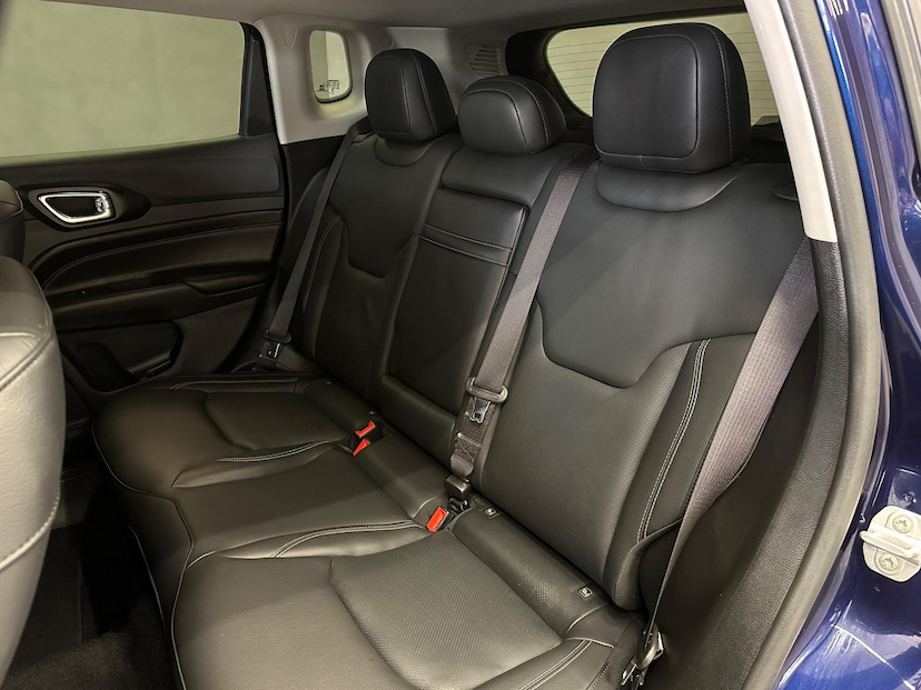 Foto do veículo JEEP COMPASS  LONG TF 2024 12.299 KM 164.900,00