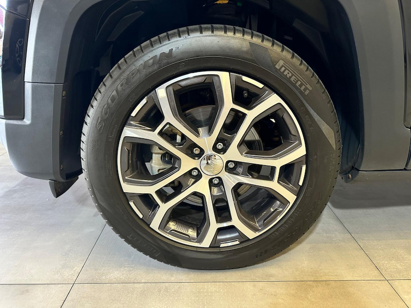 Foto do veículo JEEP RENEGADE  LONGITUDE T270 1.3 TB 4X2 FLEX AUT 2024 22.751 KM 116.900,00