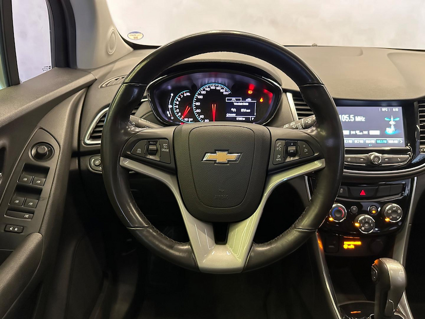 Foto do veículo CHEVROLET TRACKER  PREMIER 1.4 TURBO 16V FLEX AUT 2019 50.000 KM 94.900,00
