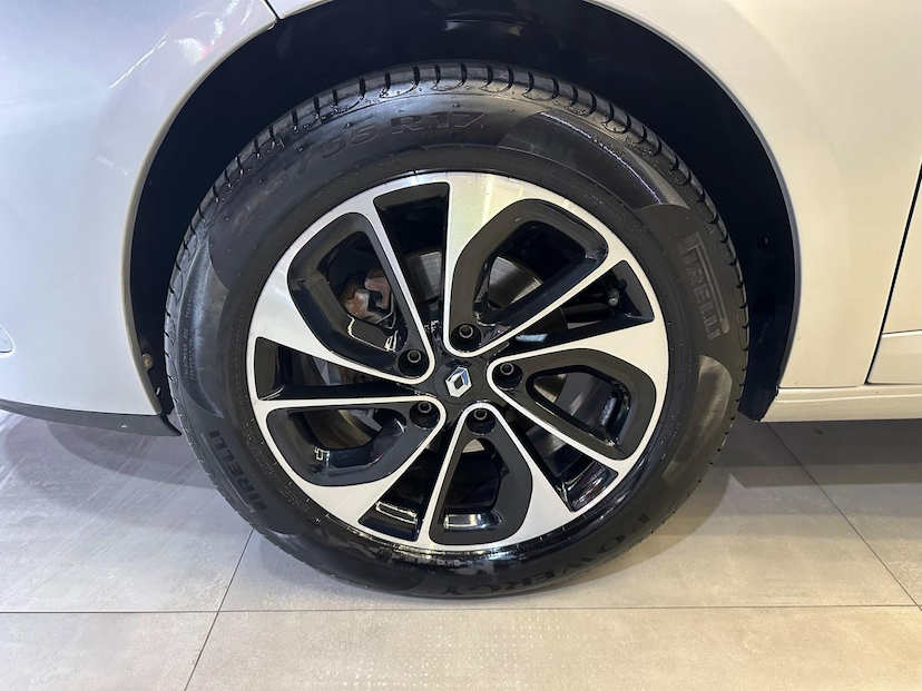 Foto do veículo RENAULT FLUENCE RENAULT  PRI20A 2017 100.650 KM 69.900,00
