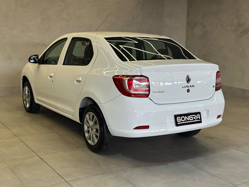 Foto do veículo RENAULT LOGAN  ZEN 1.6 2020 55.000 KM 58.900,00