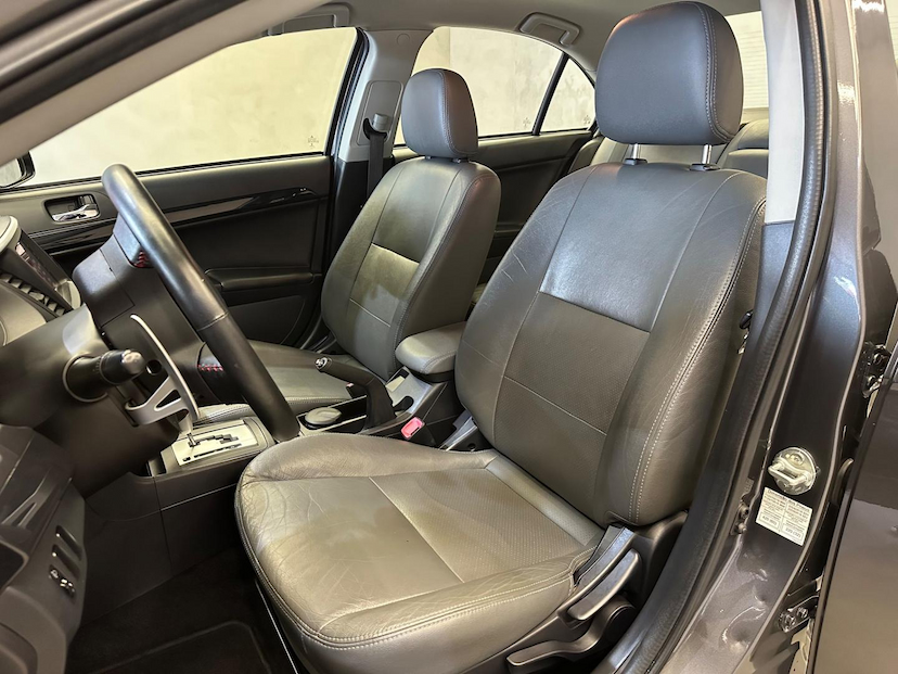 Foto do veículo MITSUBISHI LANCER  2.0 CVT 2016 110.500 KM 62.900,00