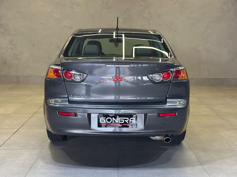 Foto do veículo MITSUBISHI LANCER  2.0 CVT 2016 110.500 KM 62.900,00