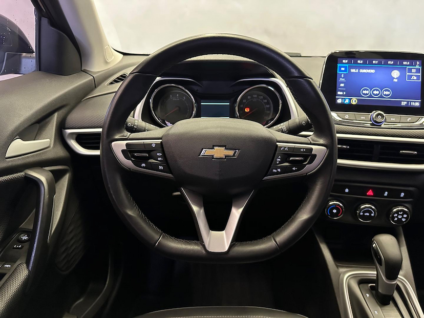 Foto do veículo CHEVROLET TRACKER  LTZ 1.0 TURBO 12V FLEX AUT 2022 33.080 KM 104.900,00
