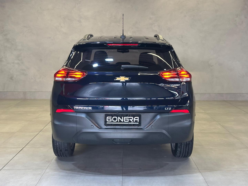 Foto do veículo CHEVROLET TRACKER  LTZ 1.0 TURBO 12V FLEX AUT 2022 33.080 KM 104.900,00