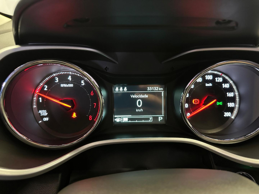 Foto do veículo CHEVROLET TRACKER  LTZ 1.0 TURBO 12V FLEX AUT 2022 33.080 KM 104.900,00