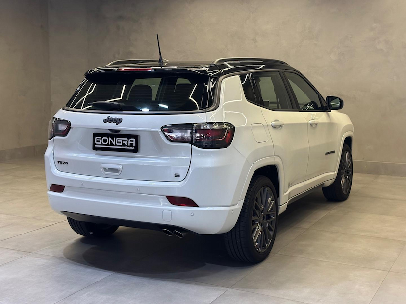 Foto do veículo JEEP COMPASS  SERIE S T270 TURBO FLEX AUT. 2023 11.937 KM 174.900,00