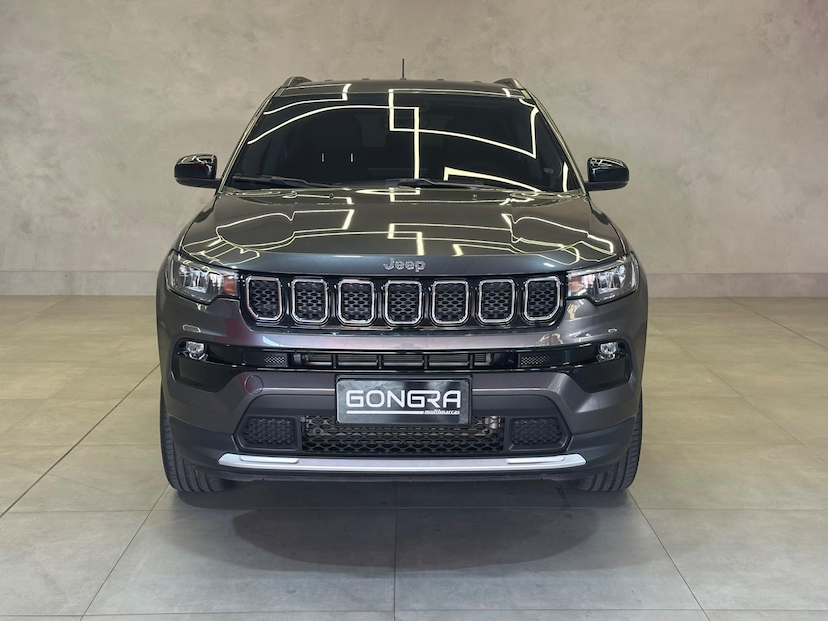 Foto do veículo JEEP COMPASS  LONG TF 2023 14.023 KM 145.900,00