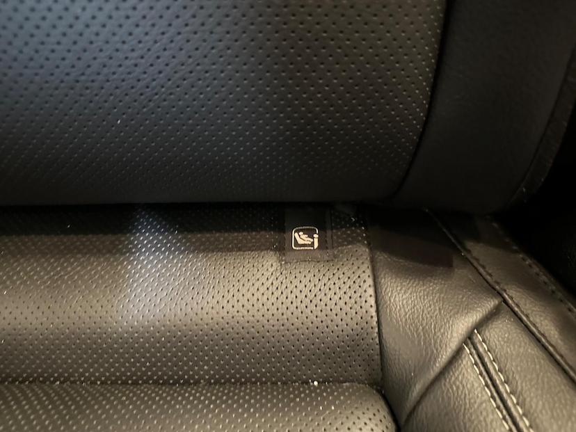 Foto do veículo JEEP COMPASS  LONG TF 2023 35.279 KM 136.900,00