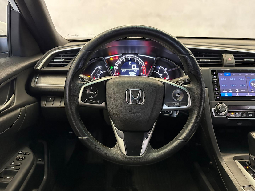 Foto do veículo HONDA CIVIC  2.0 16V FLEXONE  EX CVT 2018 103.000 KM 108.900,00