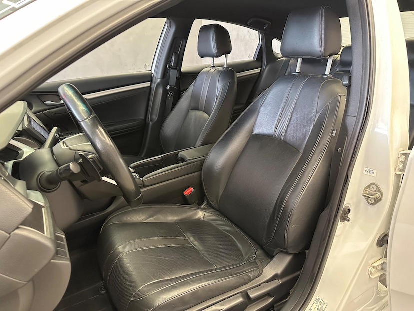 Foto do veículo HONDA CIVIC  2.0 16V FLEXONE  EX CVT 2018 103.000 KM 108.900,00