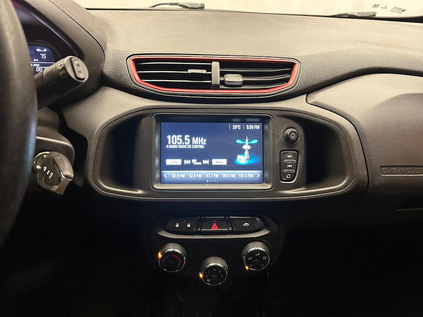 Foto do veículo CHEVROLET ONIX  1.4 EFFECT 2019 88.724 KM 63.900,00