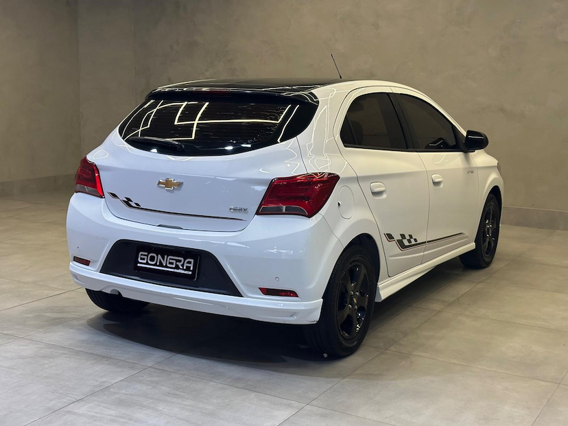 Foto do veículo CHEVROLET ONIX  1.4 EFFECT 2019 88.724 KM 63.900,00