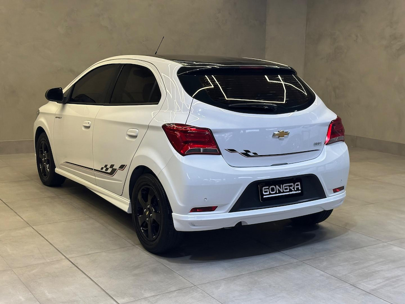 Foto do veículo CHEVROLET ONIX  1.4 EFFECT 2019 88.724 KM 63.900,00