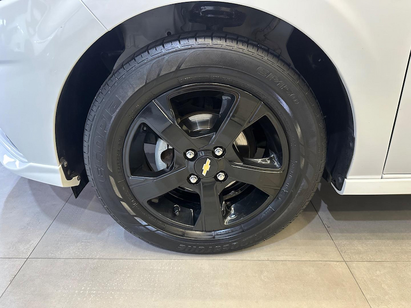 Foto do veículo CHEVROLET ONIX  1.4 EFFECT 2019 88.724 KM 63.900,00