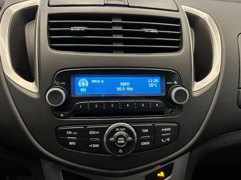 Foto do veículo CHEVROLET TRACKER  LT 2016 71.040 KM 69.900,00