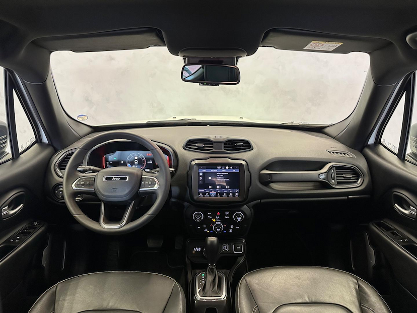 Foto do veículo JEEP RENEGADE  S T270 1.3 TB 4X4 FLEX AUT 2024 17.775 KM 145.900,00