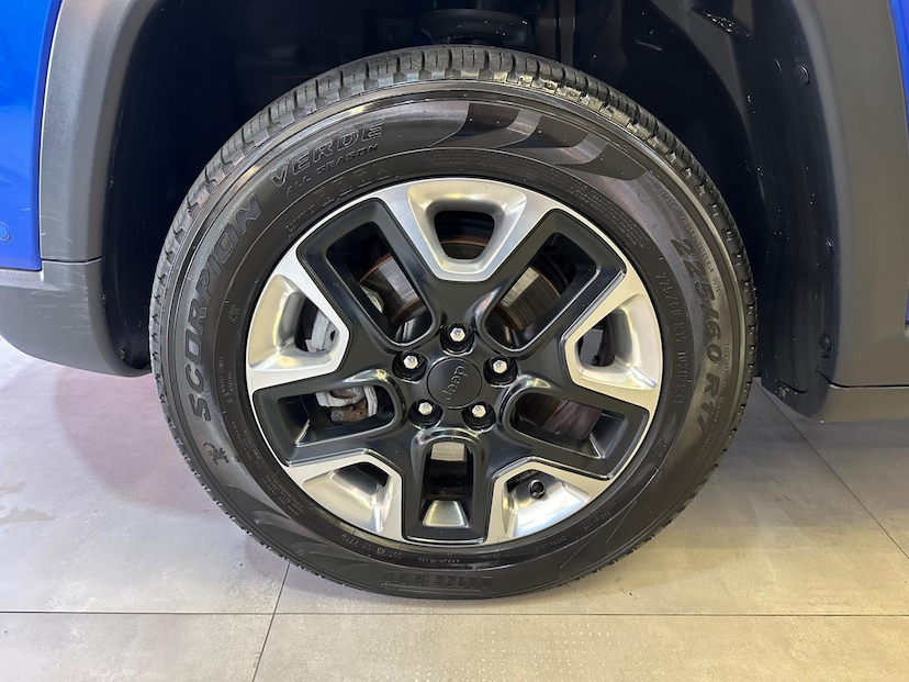 Foto do veículo JEEP COMPASS  TRAILHAWK D 2017 91.238 KM 105.900,00