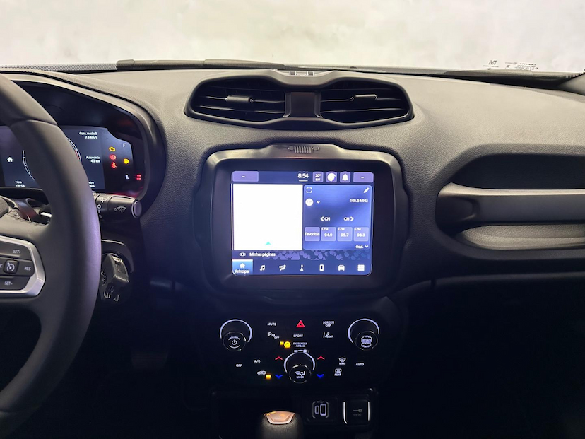 Foto do veículo JEEP RENEGADE  LGTD T270 2023 17.800 KM 119.900,00
