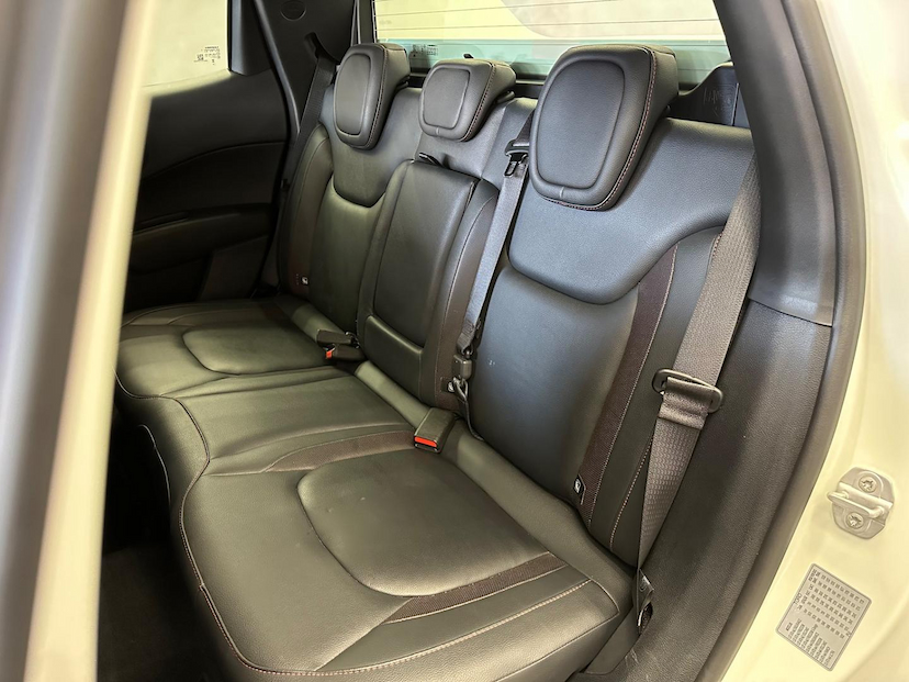 Foto do veículo FIAT TORO  ULTRA AT9 4X4 2024 17.571 KM 179.900,00