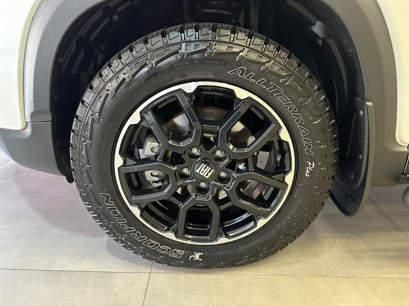 Foto do veículo FIAT TORO  ULTRA AT9 4X4 2024 17.571 KM 179.900,00