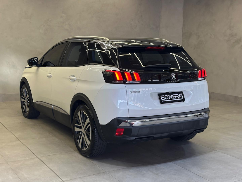 Foto do veículo PEUGEOT 3008  GRIFFE AT 2018 67.363 KM 119.900,00