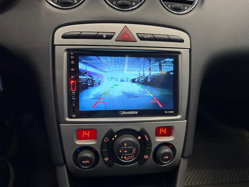 Foto do veículo PEUGEOT 308  1.6 ACTIVE 16V FLEX 4P MANUAL 2015 97.481 KM 52.900,00