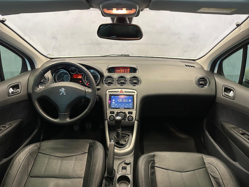 Foto do veículo PEUGEOT 308  1.6 ACTIVE 16V FLEX 4P MANUAL 2015 97.481 KM 52.900,00