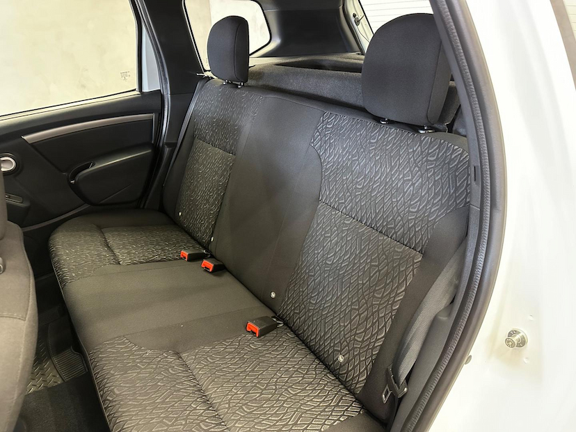 Foto do veículo RENAULT DUSTER  16 E CVT 2020 55.700 KM 76.900,00