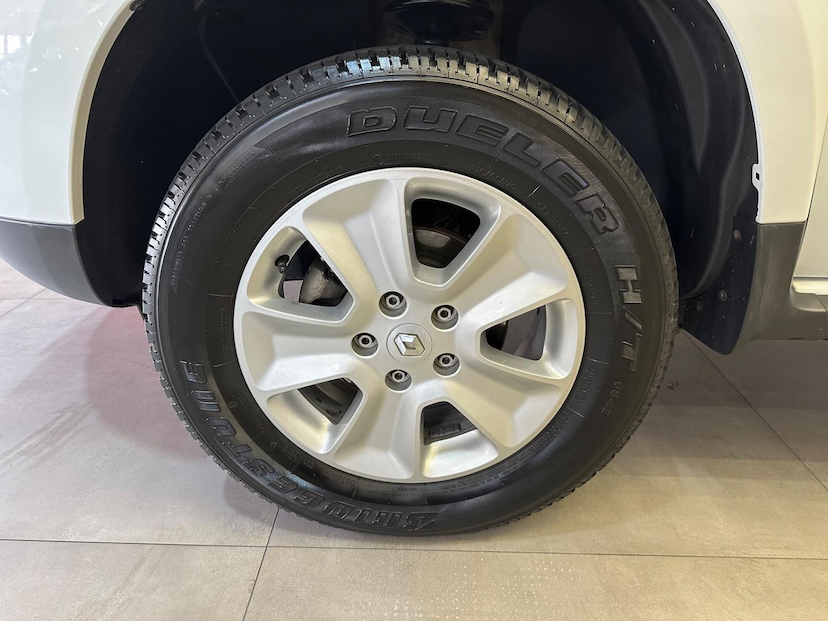 Foto do veículo RENAULT DUSTER  16 E CVT 2020 55.700 KM 76.900,00