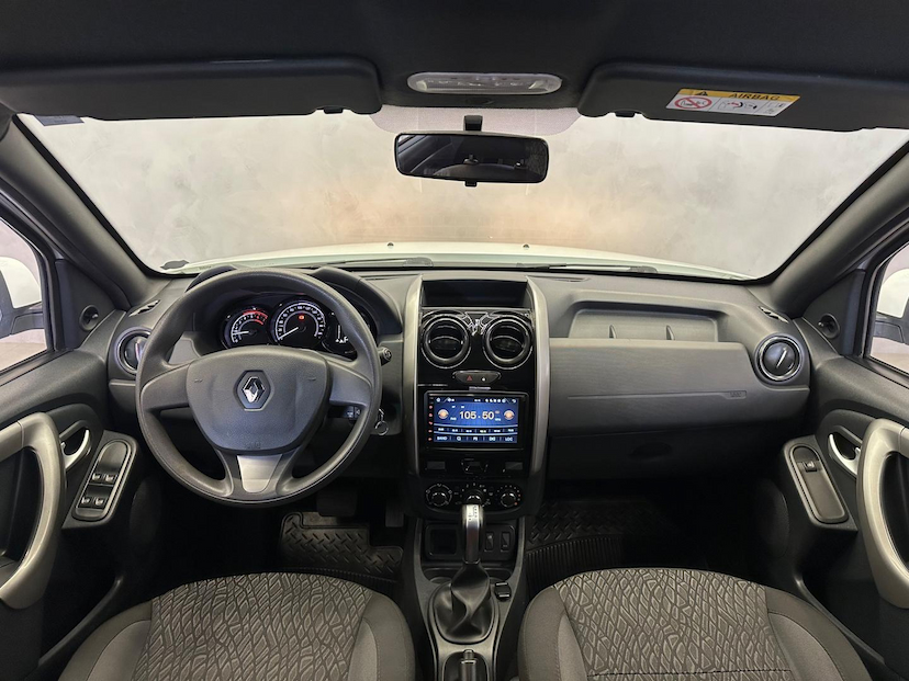 Foto do veículo RENAULT DUSTER  16 E CVT 2020 55.700 KM 76.900,00