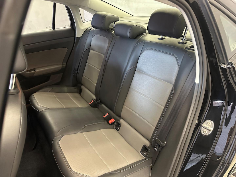 Foto do veículo VOLKSWAGEN VIRTUS  HL AD 2021 83.000 KM 92.900,00