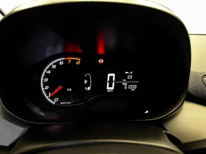 Foto do veículo CHEVROLET ONIX  1.0 LT 2019 60.514 KM 58.900,00