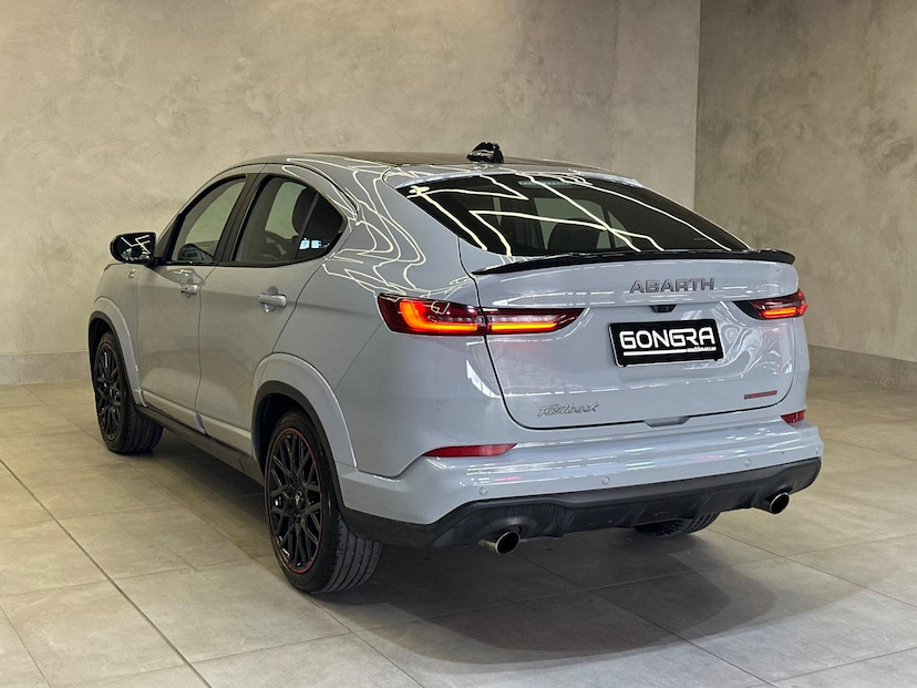 Foto do veículo FIAT FASTBACK  ABARTH T270 AT FLEX 2024 13.848 KM 144.900,00