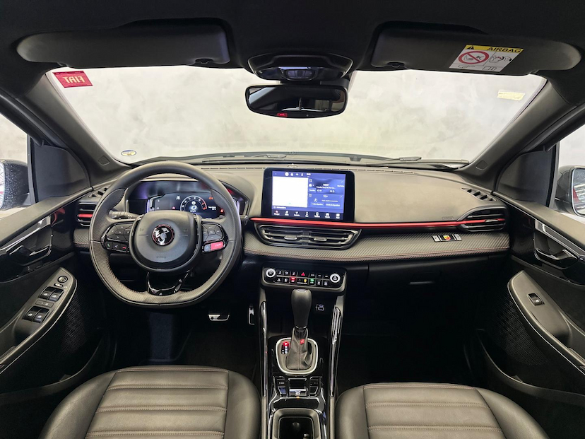 Foto do veículo FIAT FASTBACK  ABARTH T270 AT FLEX 2024 13.848 KM 144.900,00