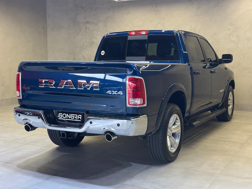 Foto do veículo RAM CLASSIC  LARAMIE 2023 11.616 KM 289.900,00