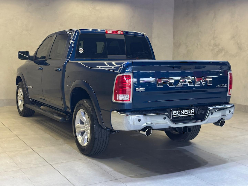 Foto do veículo RAM CLASSIC  LARAMIE 2023 11.616 KM 289.900,00