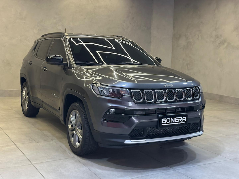 Foto do veículo JEEP COMPASS  LONG TF 2023 23.114 KM 139.900,00