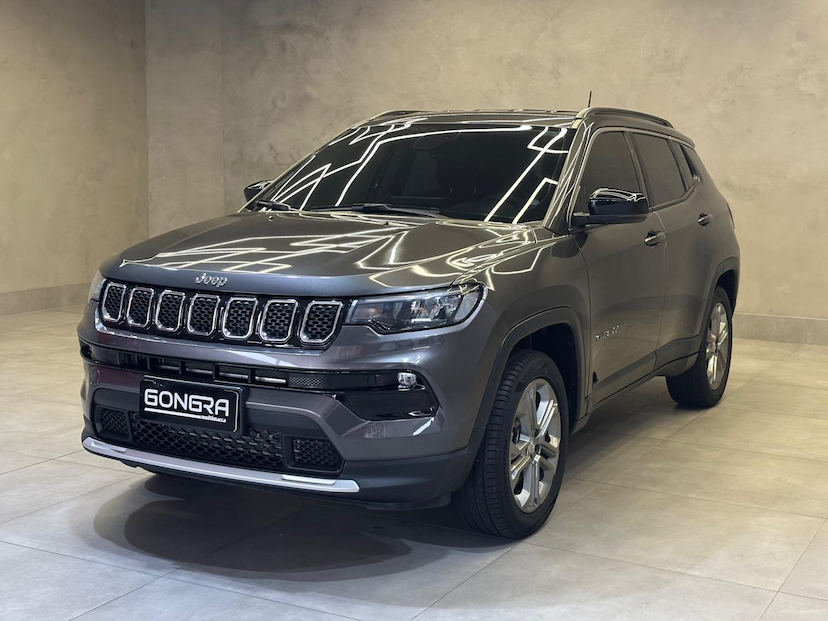 Foto do veículo JEEP COMPASS  LONG TF 2023 23.114 KM 139.900,00