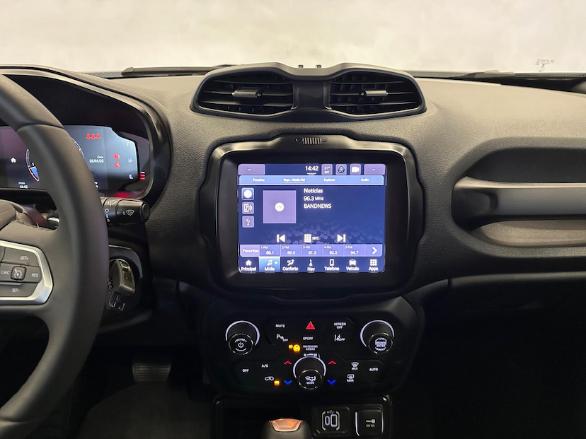 Foto do veículo JEEP RENEGADE  LONGITUDE T270 1.3 TB 4X2 FLEX AUT 2024 13.406 KM 122.900,00