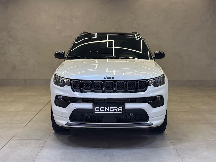 Foto do veículo JEEP COMPASS  SERIE S TF 2024 22.332 KM 194.900,00