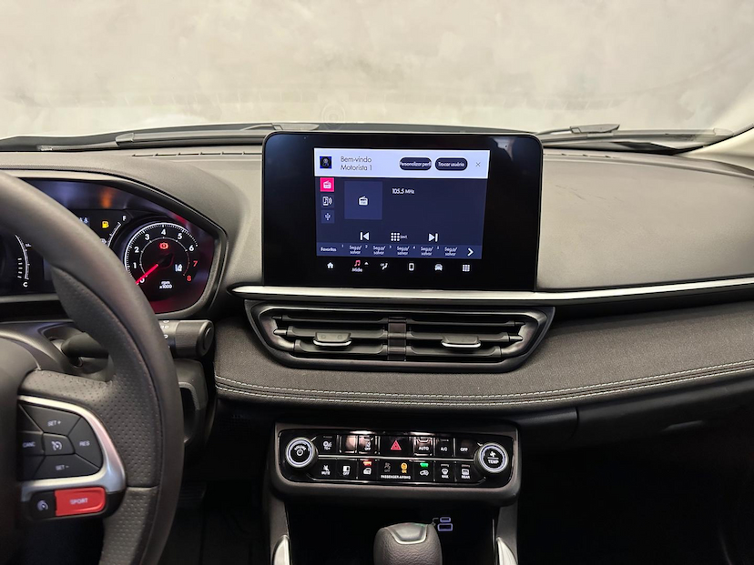 Foto do veículo FIAT FASTBACK  AUDACE TURBO 200 FLEX AT 4P 2024 9.816 KM 119.900,00