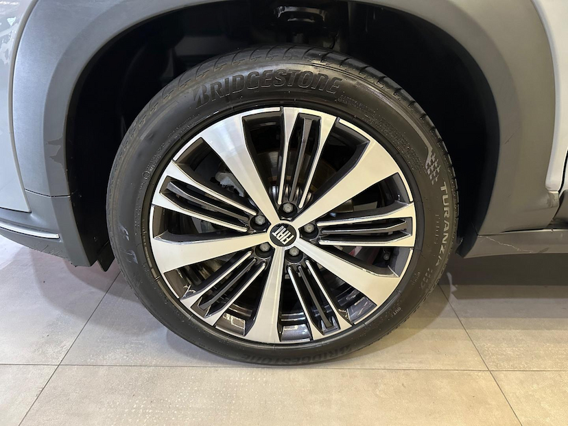 Foto do veículo FIAT FASTBACK  AUDACE TURBO 200 FLEX AT 4P 2024 9.816 KM 119.900,00