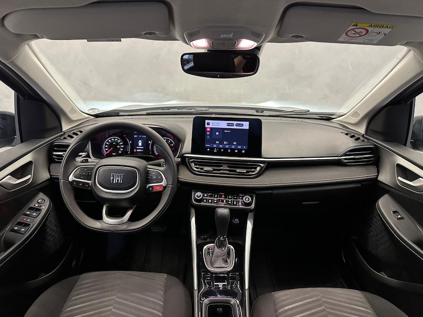 Foto do veículo FIAT FASTBACK  AUDACE TURBO 200 FLEX AT 4P 2024 9.816 KM 119.900,00