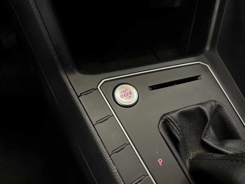 Foto do veículo VOLKSWAGEN NIVUS  1.0 200 TSI HIGHLINE 2022 47.877 KM 113.900,00
