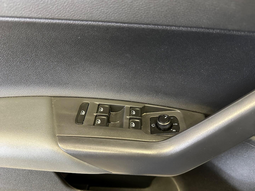 Foto do veículo VOLKSWAGEN NIVUS  1.0 200 TSI HIGHLINE 2022 47.877 KM 113.900,00