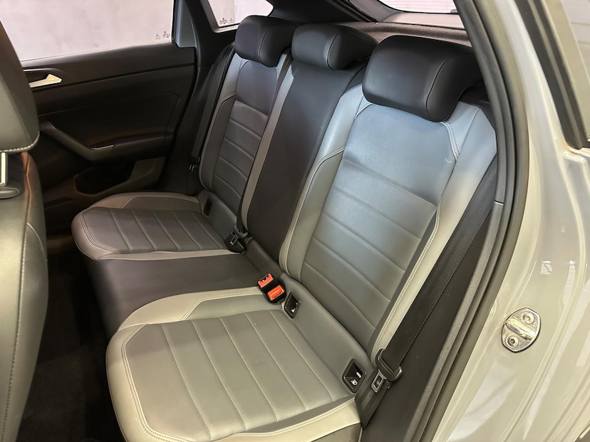 Foto do veículo VOLKSWAGEN NIVUS  1.0 200 TSI HIGHLINE 2022 47.877 KM 113.900,00