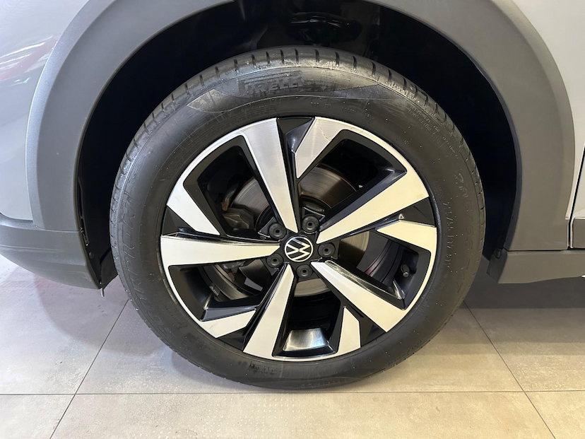 Foto do veículo VOLKSWAGEN NIVUS  1.0 200 TSI HIGHLINE 2022 47.877 KM 113.900,00